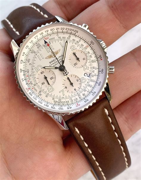 breitling chronometre navitimer a23322 subdial day of week|Breitling k23322 Navitimer.